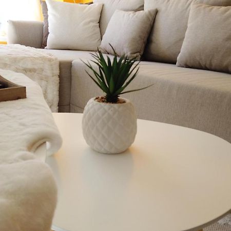 Chill Home : Appartement Cocooning Avec Jacuzzi Grandson Exterior photo