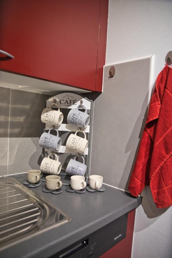 Chill Home : Appartement Cocooning Avec Jacuzzi Grandson Exterior photo